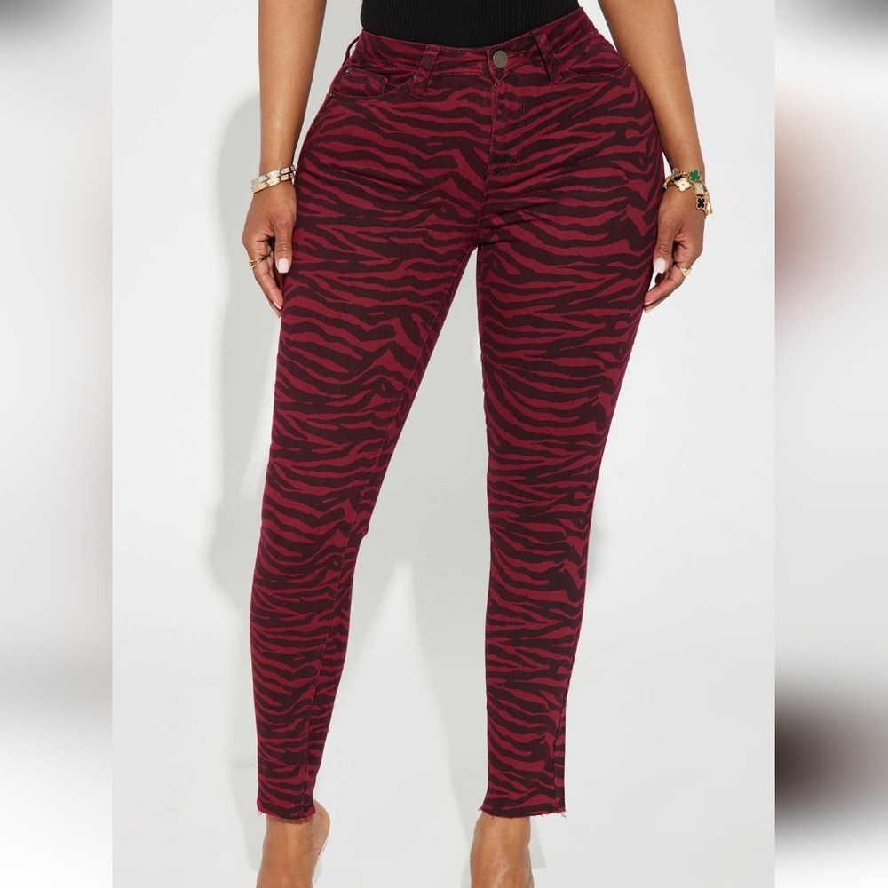Fashion Nova y2K Zebra Stripe High Wasit Emo Punk Alt Ankle Jeans Maroon‎ Red 1
